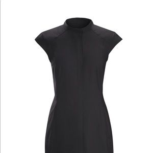 Arc’teryx women’s Cala dress in black, like new
